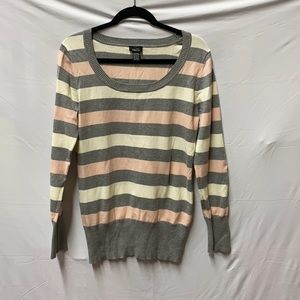 Cream, Grey and Pink Extra Large Rue 21 Lightweight Sweatshirt